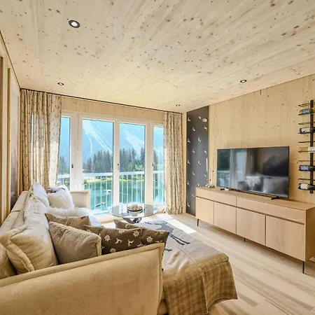 Appartamaint Tscherv By Vacations, Exklusive Im Zentrum Mit Blick Auf Den Untersee Und Berge Inkl Parkplatz Apartment