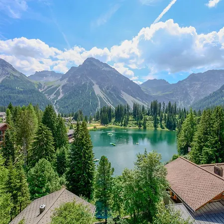 Appartamaint Tscherv By Vacations, Exklusive Im Zentrum Mit Blick Auf Den Untersee Und Berge Inkl Parkplatz * Arosa