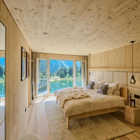 Apartment Appartamaint Tscherv By Vacations, Exklusive Im Zentrum Mit Blick Auf Den Untersee Und Berge Inkl Parkplatz Arosa