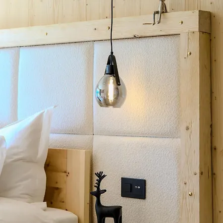 Apartment Appartamaint Tscherv By Vacations, Exklusive Im Zentrum Mit Blick Auf Den Untersee Und Berge Inkl Parkplatz Arosa