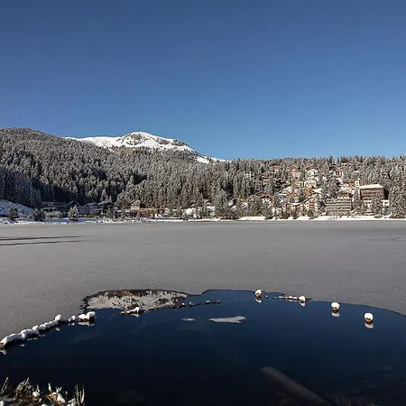 Appartamaint Tscherv By Vacations, Exklusive Im Zentrum Mit Blick Auf Den Untersee Und Berge Inkl Parkplatz 阿罗萨